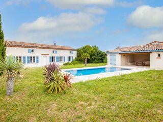  Maison  vendre 7 pices 180 m