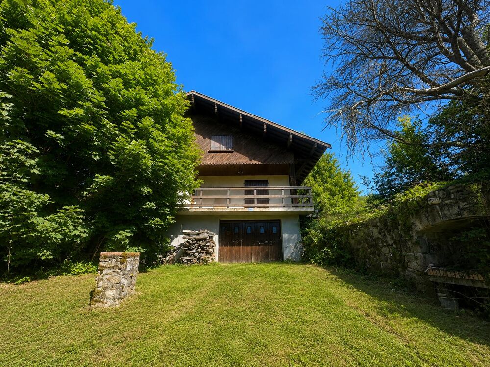 Maison 4 pièces 100 m² · à Saint-Genès-la-Tourette · 100 m² · 65 000 €