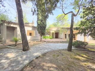 Maison 6 pièces 176 m² · à Nîmes · 176 m² · 790 000 €