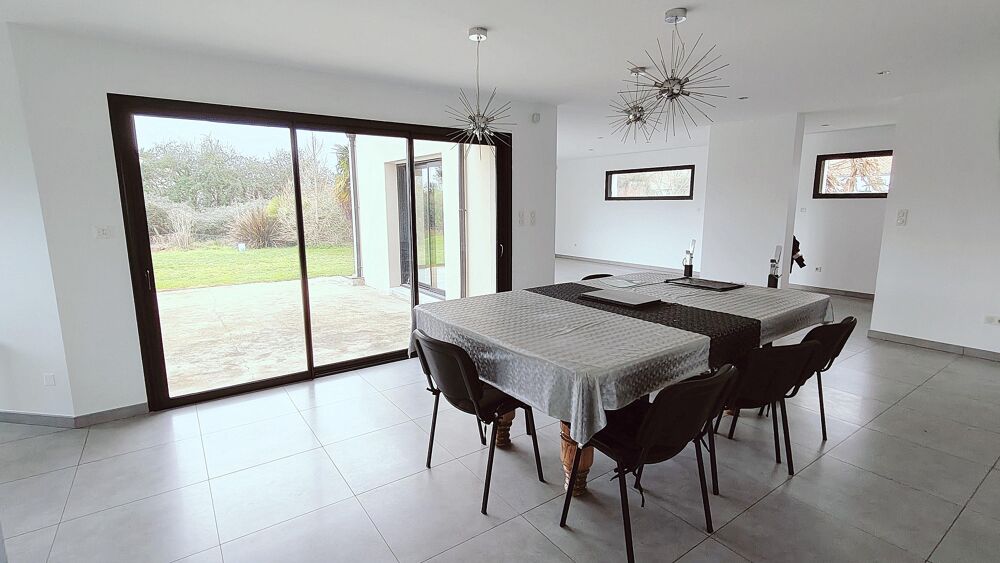 Vente Maison Maison contemporaine 7 pièces Sainte-pazanne