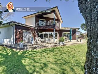  Maison  vendre 7 pices 247 m