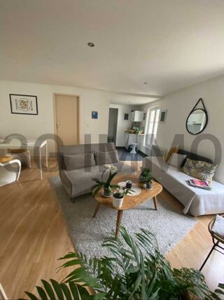  Immeuble  vendre 15 + pices 550 m