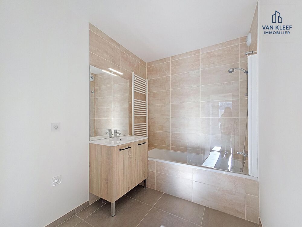 à vendre  Appartement Divonne-les-Bains (01220)