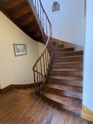  Maison � vendre 6 pi�ces 220 m�