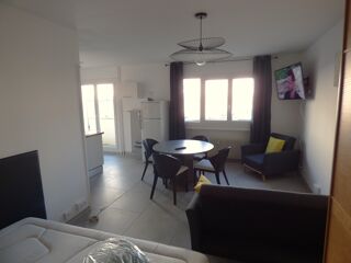  Appartement à louer 1 pièce 32 m²