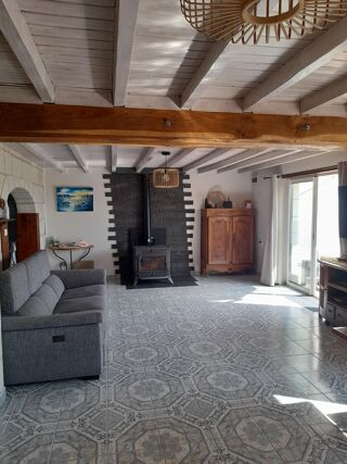  Maison à vendre 15 + pièces 171 m²