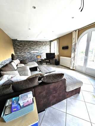  Maison  vendre 8 pices 146 m