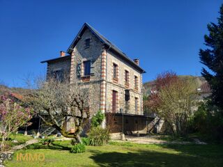 Maison à vendre 10 pièces 225 m²