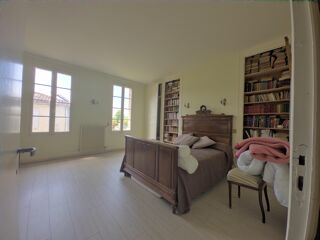  Maison � vendre 9 pi�ces 272 m�