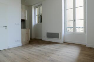  Appartement à louer 1 pièce 19 m²