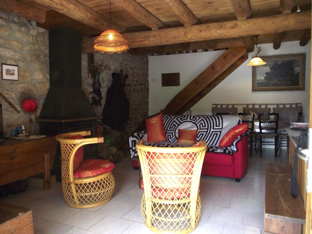 Vente Maison Maison 5 pièces Saint-pierre-le-vieux