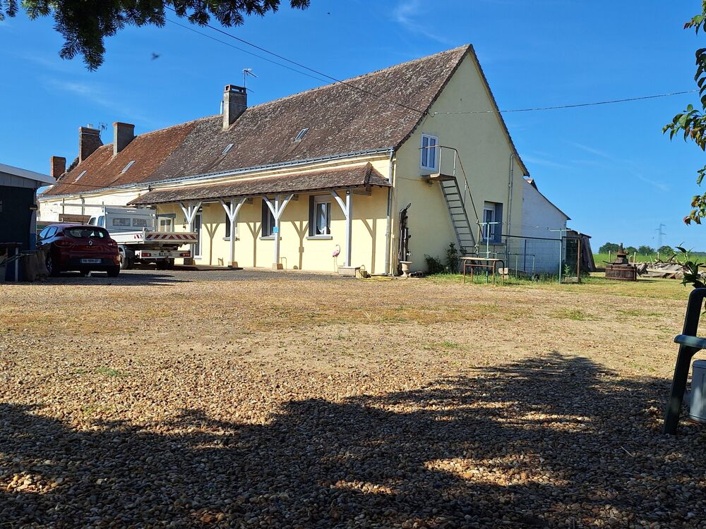 Vente Maison Longère 8 pièces Noyant-villages