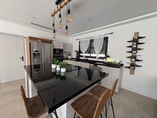  Maison à vendre 4 pièces 146 m²