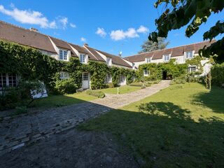 Maison 9 pièces 440 m² · à Saint-Germain-sur-École · 440 m² · 990 000 €