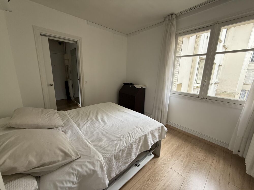   Paris 16