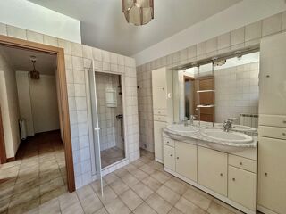  Maison � vendre 5 pi�ces  Laudun-l'ardoise