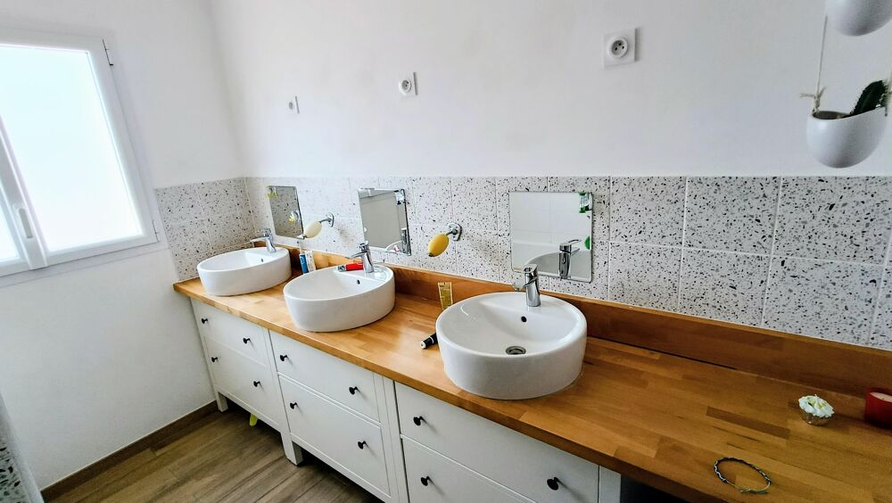 � vendre  Maison P�zenas (34120)