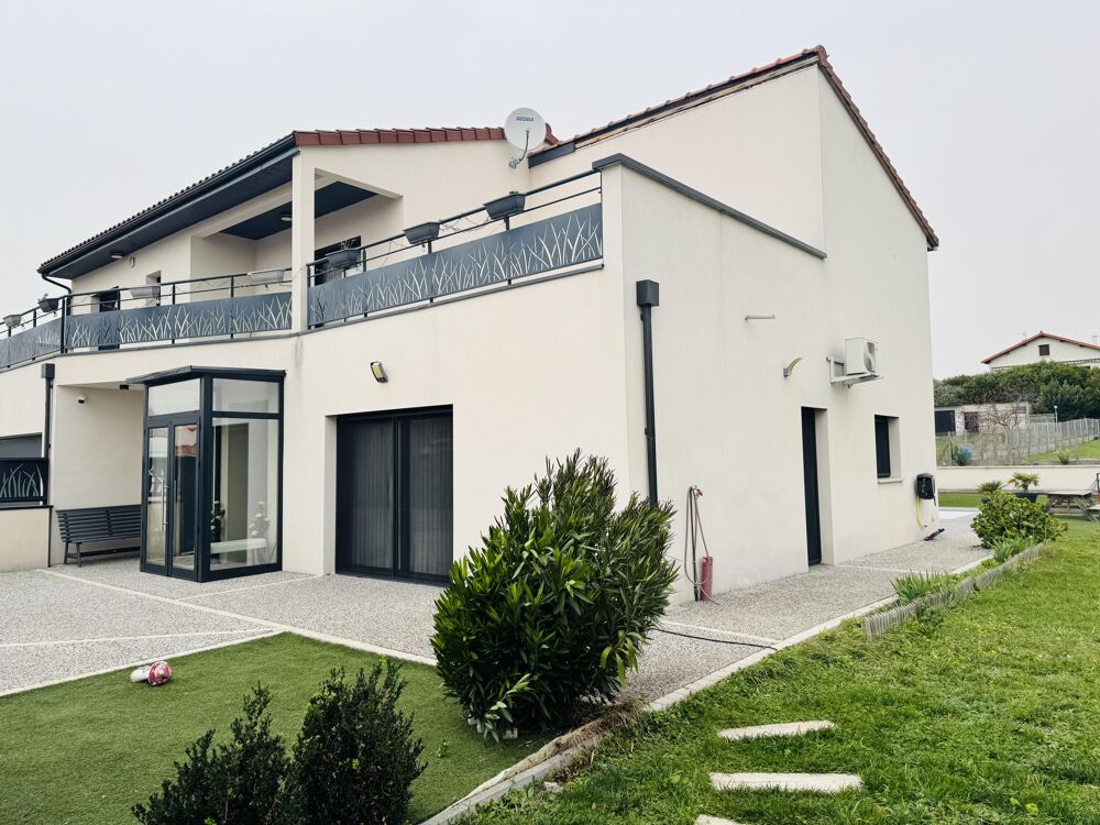 Maison 7 pièces 190 m² · à Cébazat · 190 m² · 679 000 €