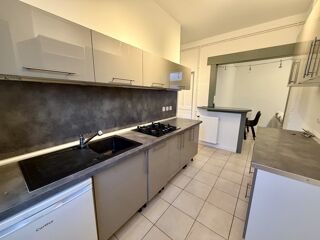  Appartement à louer 2 pièces 44 m²