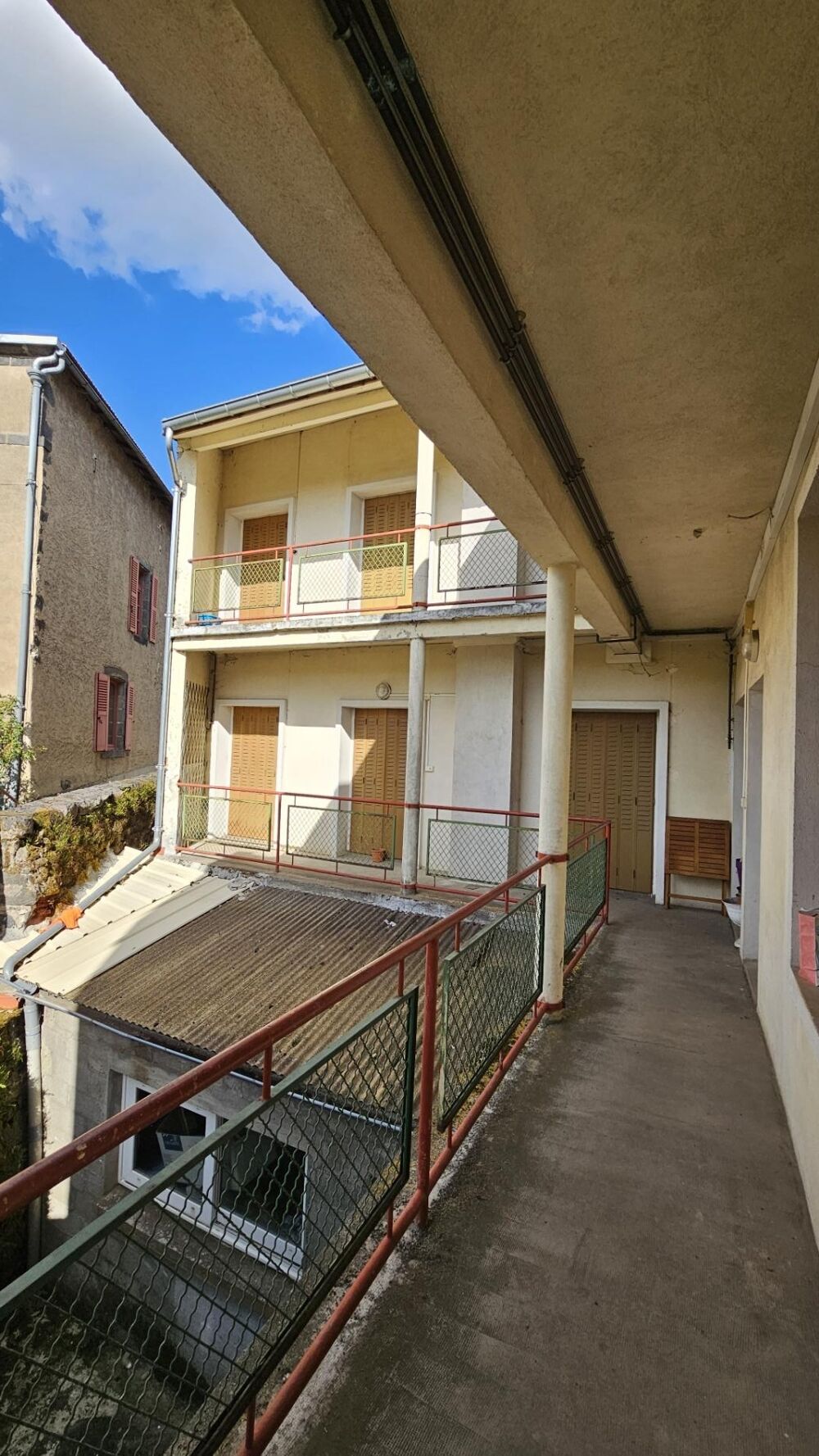 Vente Immeuble Immeuble 20 pièces Pontgibaud