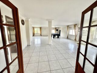  Maison � vendre 9 pi�ces 280 m�