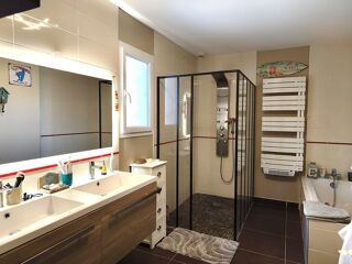  Maison à vendre 6 pièces 174 m²