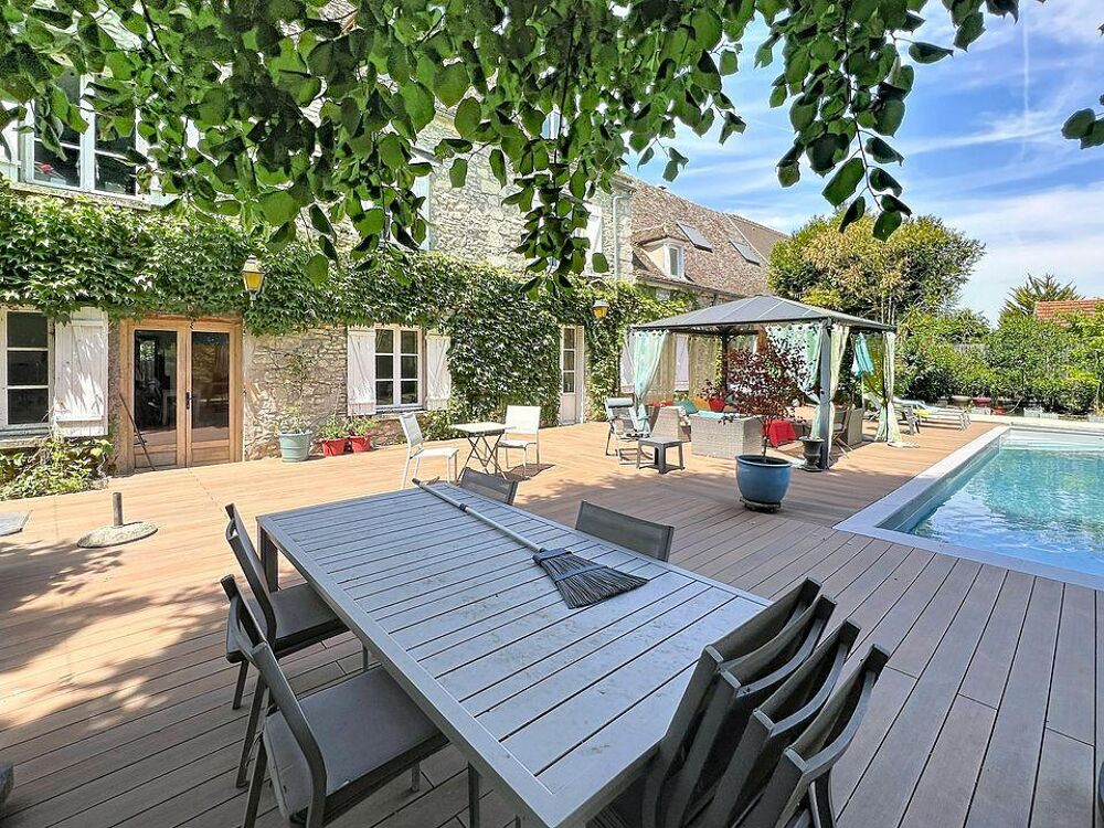 Maison en pierre 15 pièces
