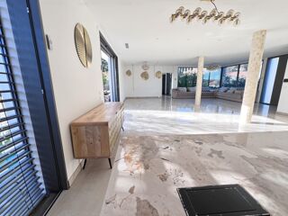  Maison à vendre 7 pièces 240 m²