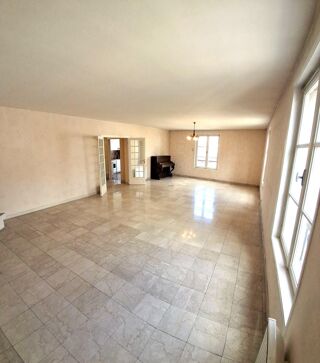  Appartement � vendre 5 pi�ces 118 m� Aurillac