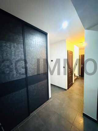  Maison  vendre 8 pices 178 m