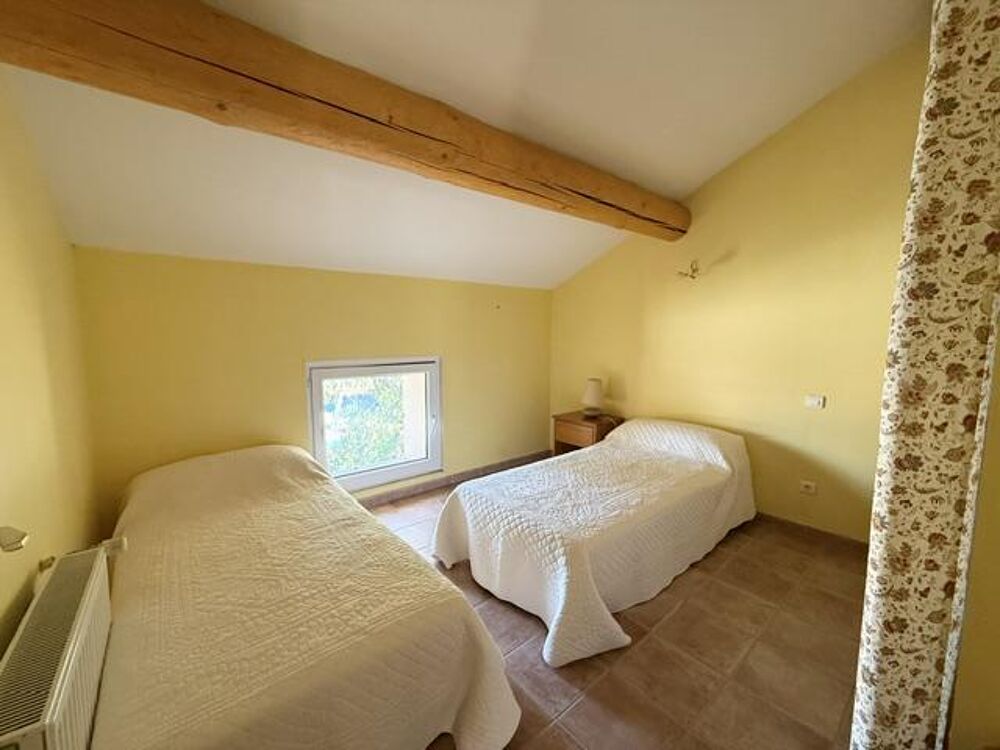à vendre  Maison Lagnes (84800)