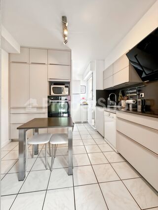  Appartement � vendre 4 pi�ces 115 m�