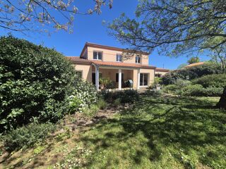  Maison � vendre 5 pi�ces 229 m�