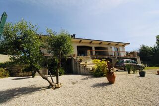  Maison  vendre 7 pices 180 m