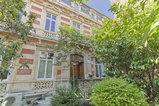  Immeuble à vendre 15 + pièces 560 m² Clermont-l'hérault