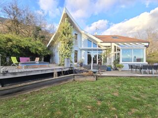  Maison  vendre 6 pices 230 m