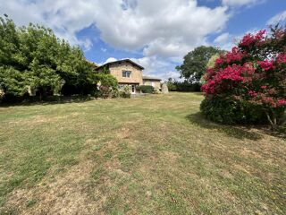  Maison � vendre 9 pi�ces 316 m�