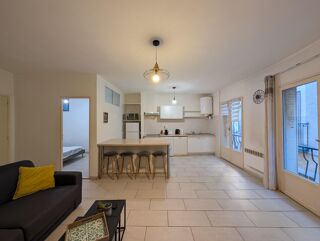  Immeuble à vendre 6 pièces 125 m²