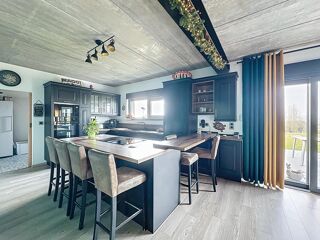  Maison � vendre 8 pi�ces 185 m�