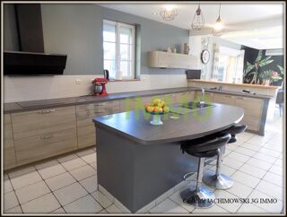  Maison � vendre 10 pi�ces 212 m�