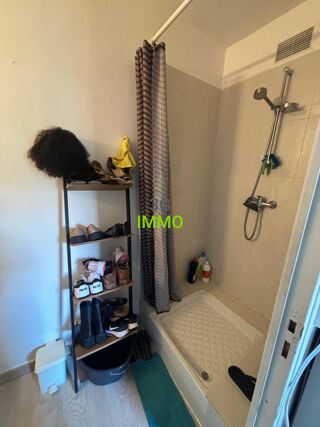  Immeuble � vendre 9 pi�ces 219 m� B�ziers