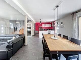  Maison  vendre 6 pices 