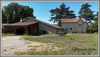  Propri�t�/ch�teau � vendre 670 m�