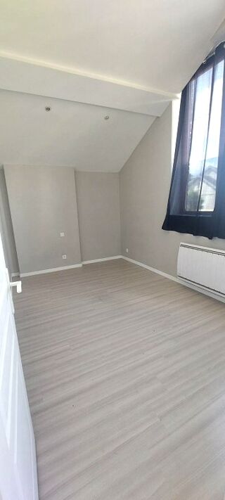  Appartement � vendre 6 pi�ces 94 m� Saint-quentin