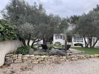  Maison � louer 7 pi�ces 157 m� Belcod�ne