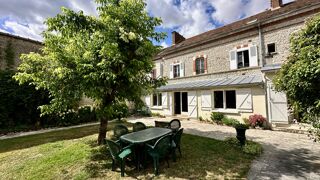  Maison à vendre 15 + pièces 352 m²