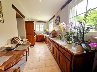  Maison � vendre 9 pi�ces 230 m�