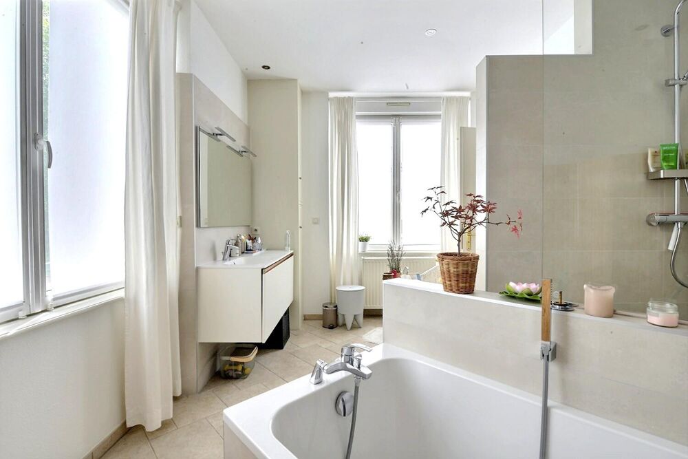à vendre  Appartement Mulhouse (68100)