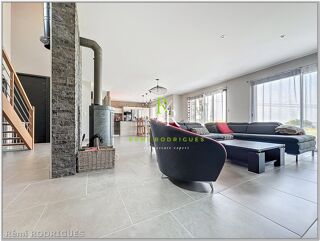  Maison � vendre 7 pi�ces 196 m�