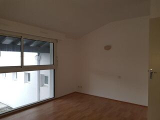  Appartement à louer 3 pièces 